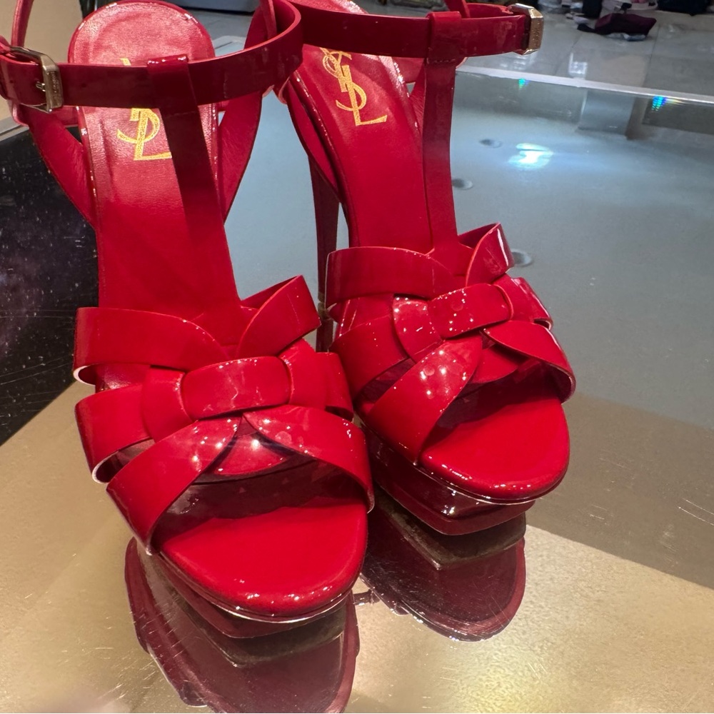 YSL Tribute Platform Patent leather Heels - Picture 9 of 12